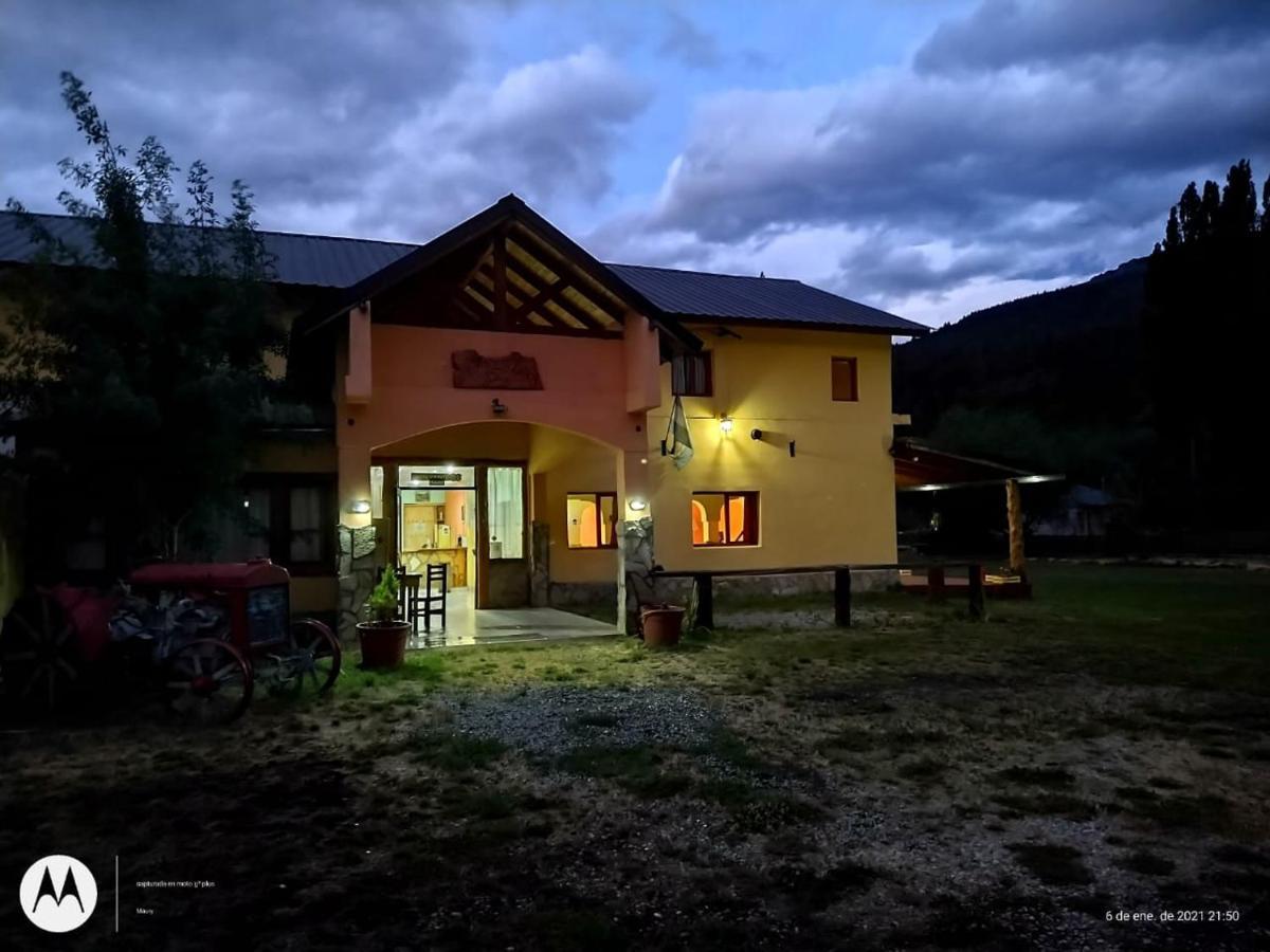 Corinto Hostel El Bolson Exterior photo