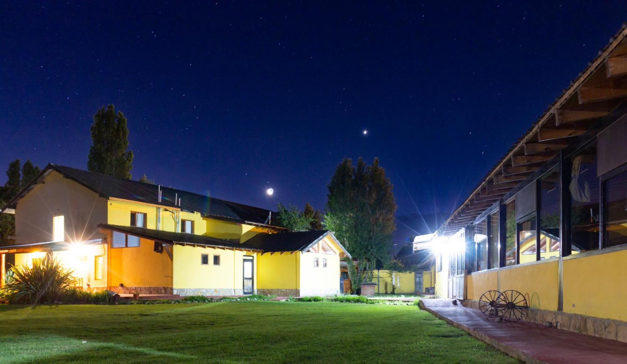 Corinto Hostel El Bolson Exterior photo